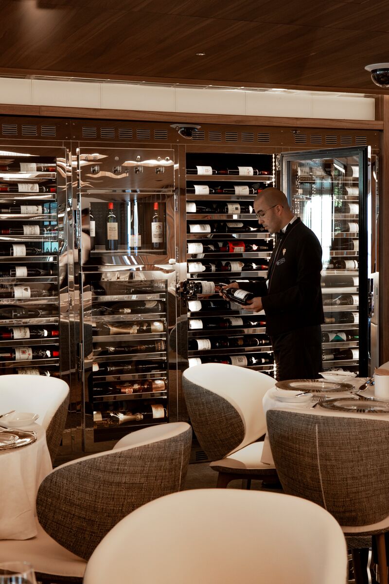 Sommelier